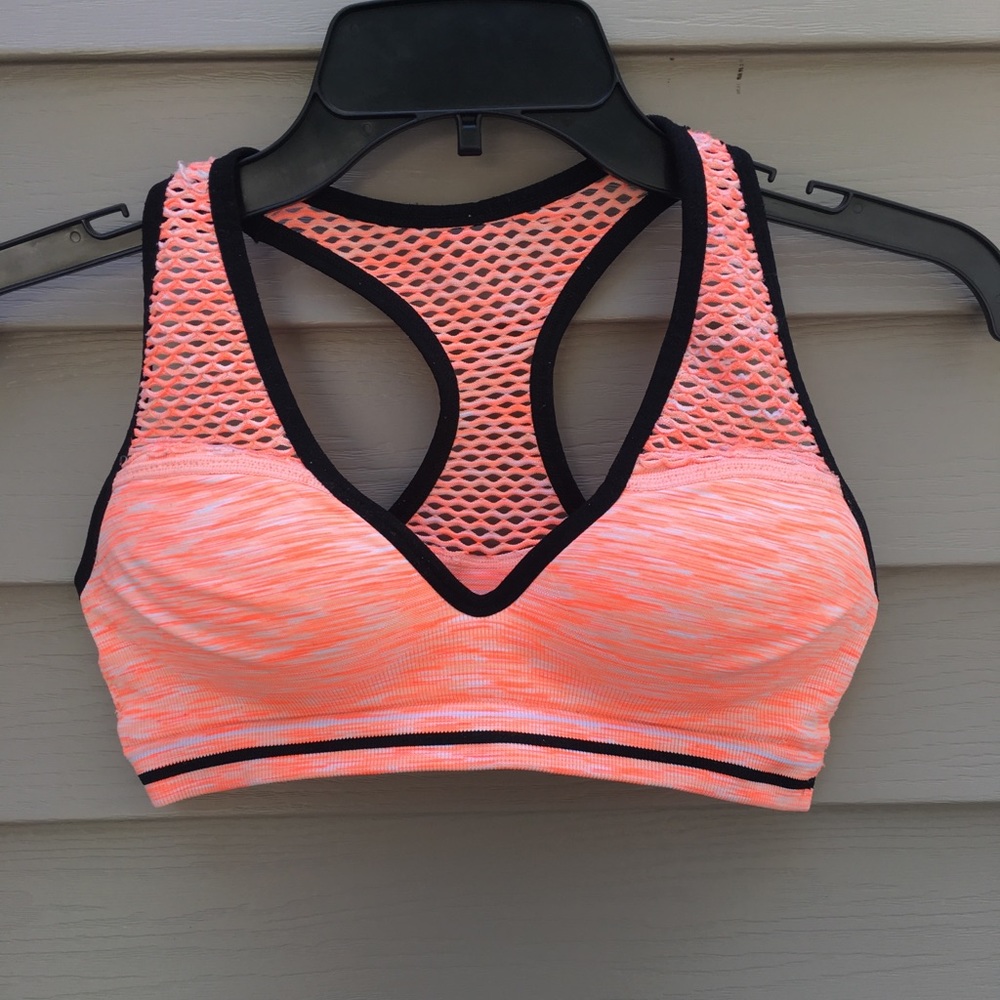PINK Victoria’s Secret Sports Bra